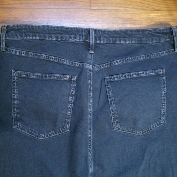 UNIVERSAL THREAD plus high-rise back slit denim midi skirt in black wash (sz17) - Picture 9 of 11